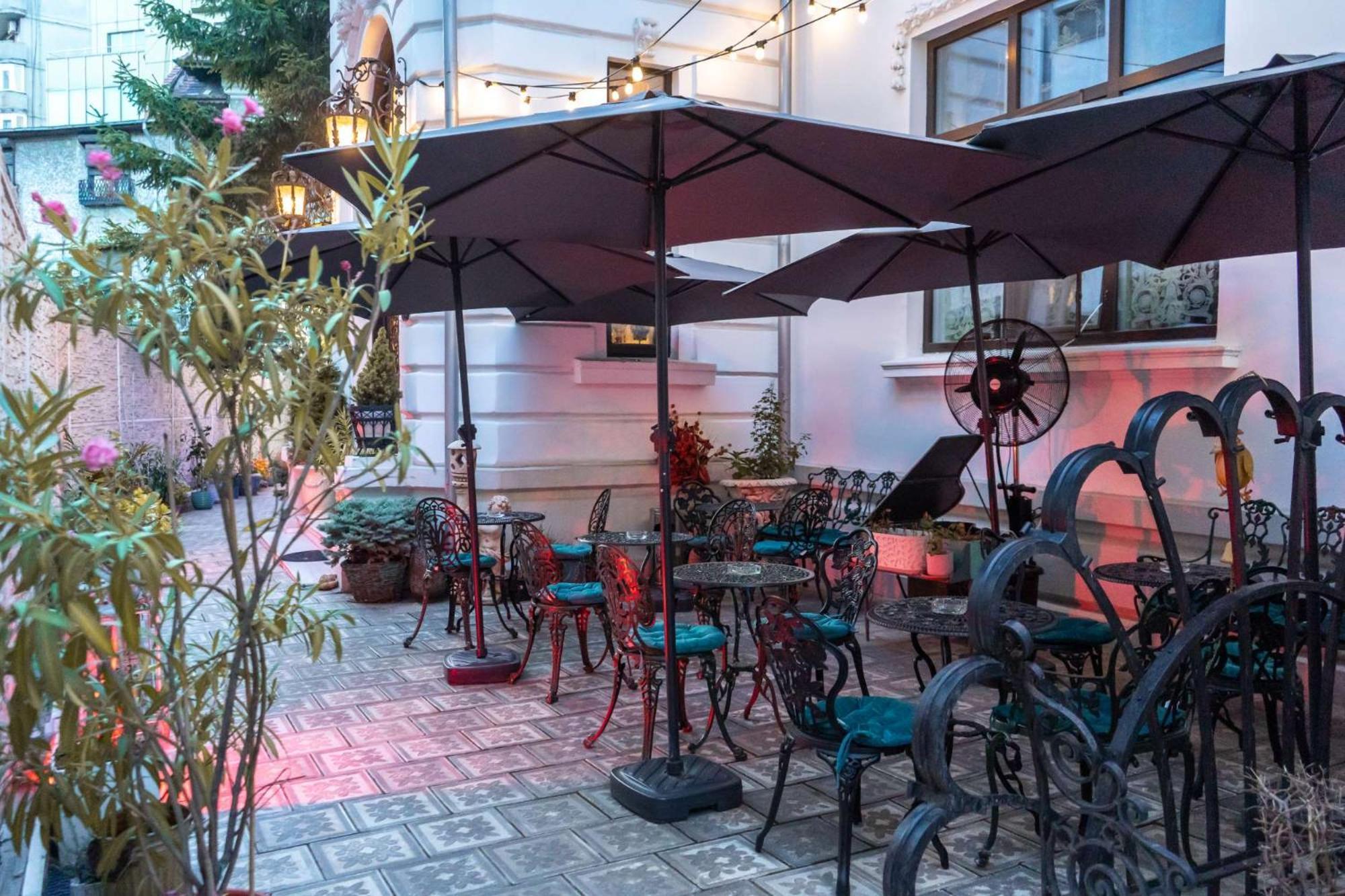 Conacul Coroanei Luxury Boutique Hotel Bukares Bagian luar foto