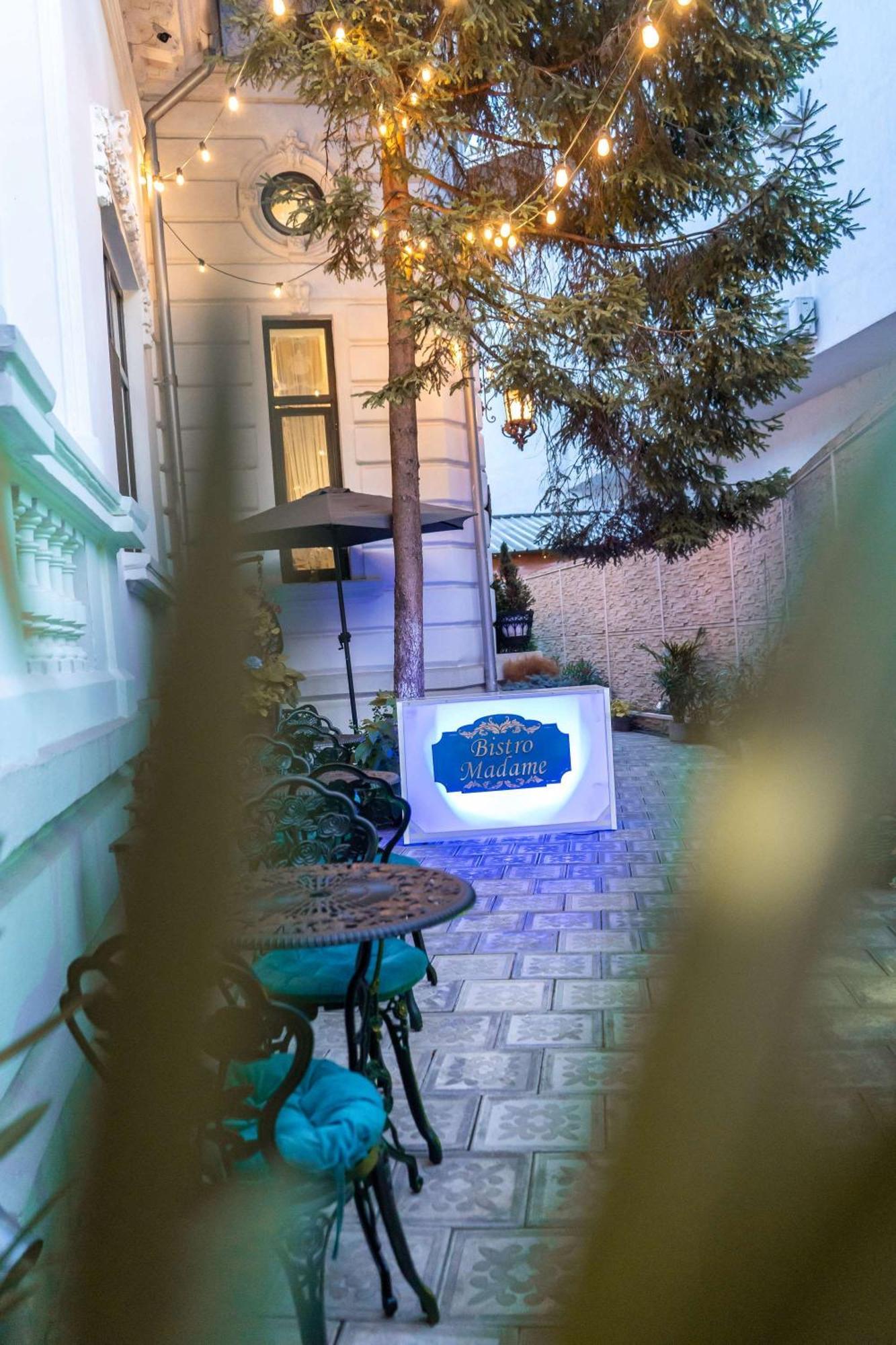 Conacul Coroanei Luxury Boutique Hotel Bukares Bagian luar foto