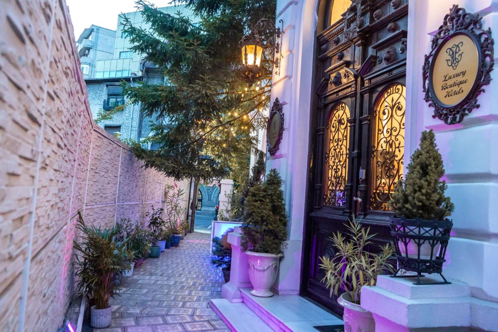 Conacul Coroanei Luxury Boutique Hotel Bukares Bagian luar foto