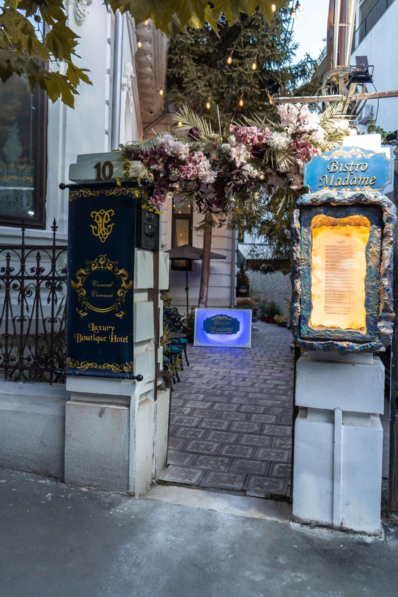 Conacul Coroanei Luxury Boutique Hotel Bukares Bagian luar foto
