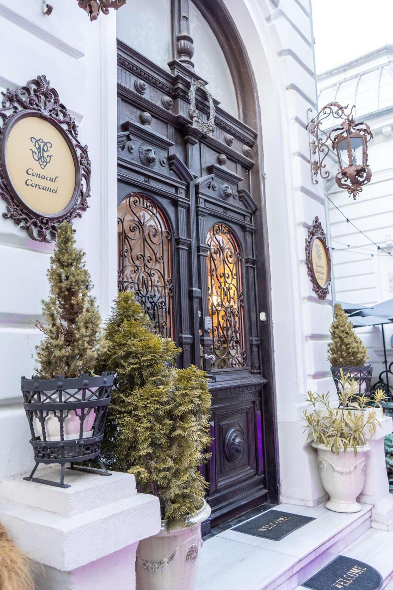 Conacul Coroanei Luxury Boutique Hotel Bukares Bagian luar foto