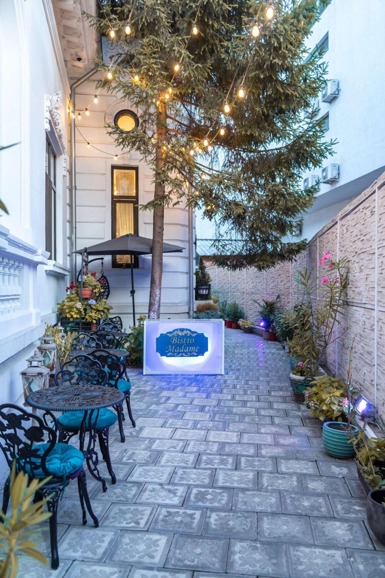Conacul Coroanei Luxury Boutique Hotel Bukares Bagian luar foto