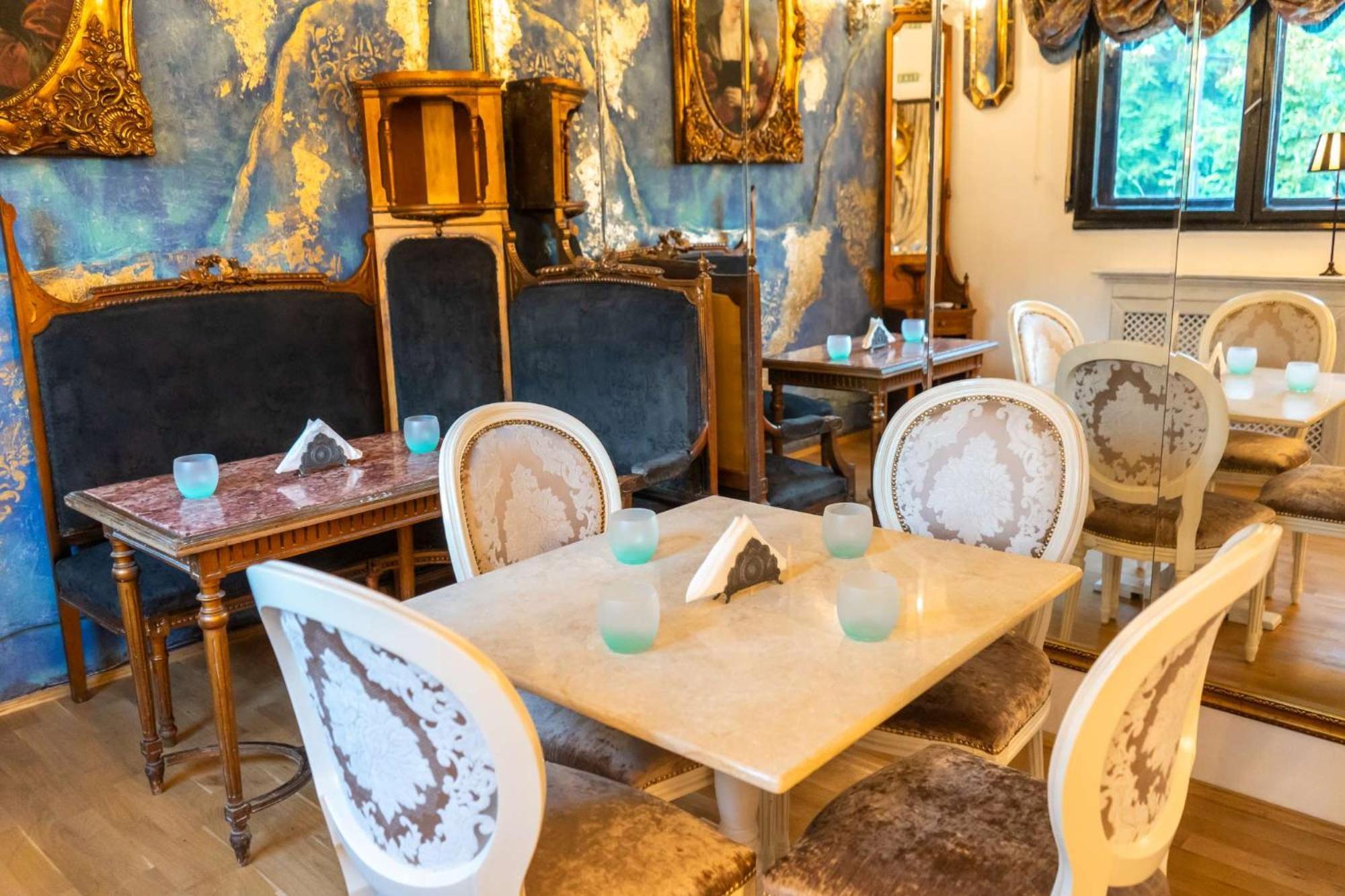 Conacul Coroanei Luxury Boutique Hotel Bukares Bagian luar foto