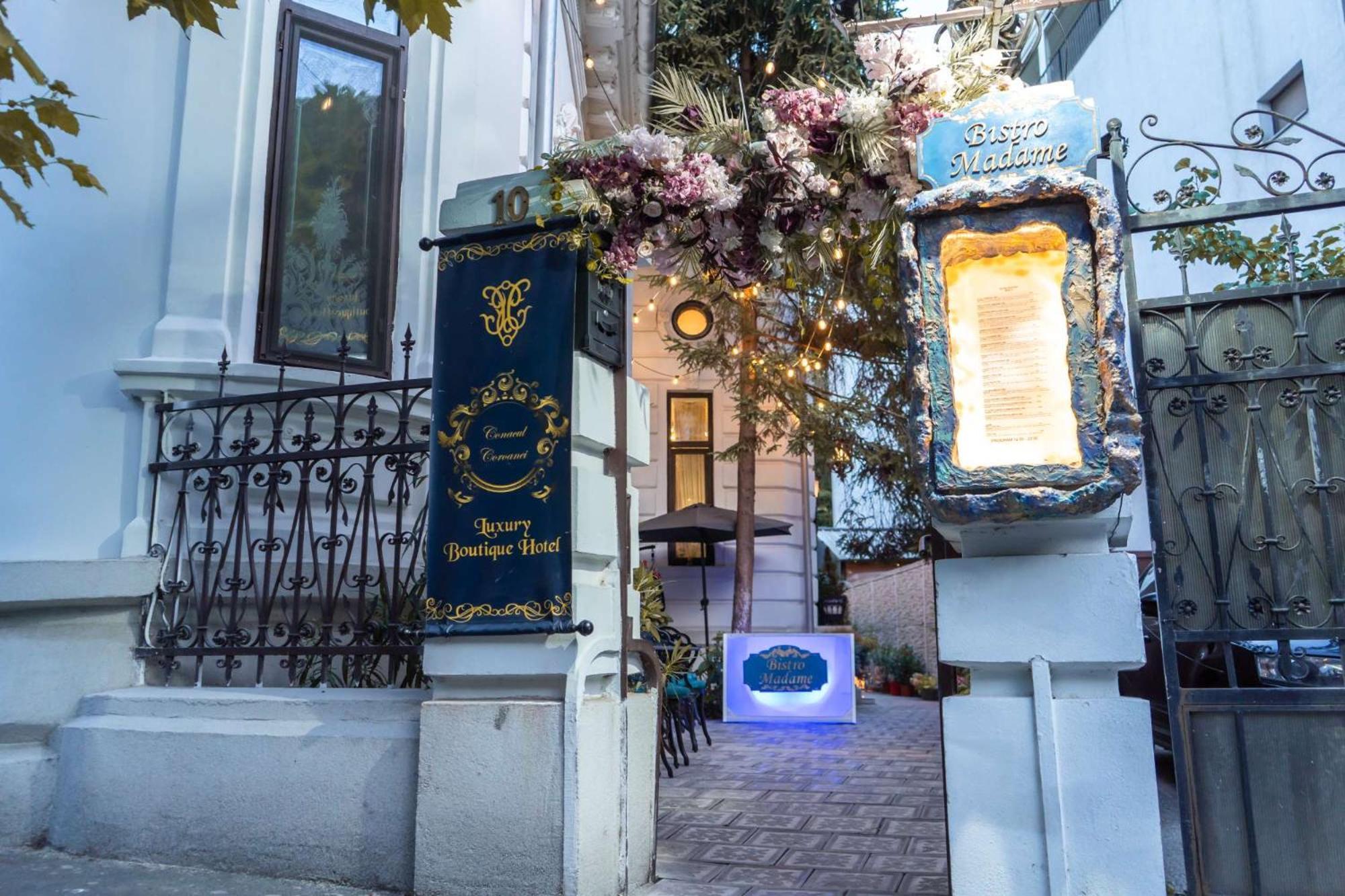 Conacul Coroanei Luxury Boutique Hotel Bukares Bagian luar foto